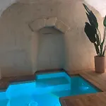 Suitecota24 Piscina E Guest house Lecce