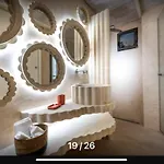 Guest house Suitecota24 Piscina E 4*
