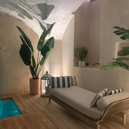 Suitecota24 Piscina E בית הארחה 4*