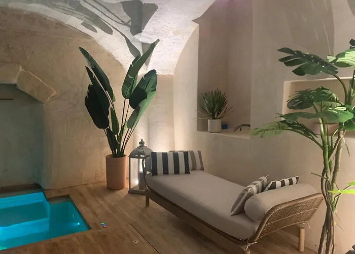 Suitecota24 Piscina E 게스트하우스 4*