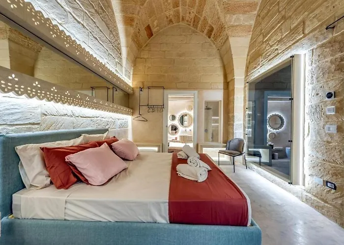 Suitecota24 Piscina E 4* 레체